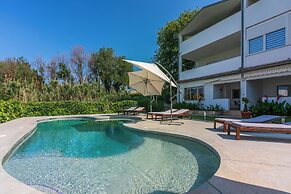 Apartments Pool