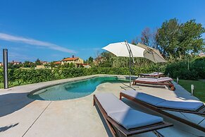 Apartments Pool