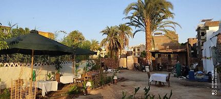 Luxor Old Nile Hotel