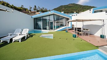 Namhae Pumda Pool Villa Pension