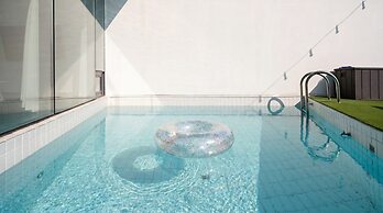 Namhae Pumda Pool Villa Pension