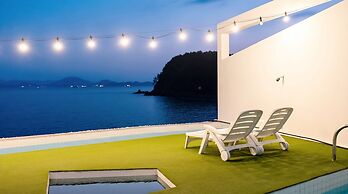 Namhae Pumda Pool Villa Pension