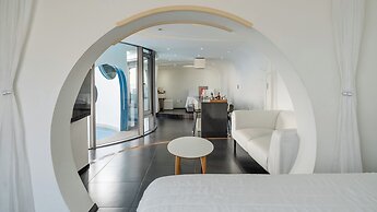 Namhae Pumda Pool Villa Pension