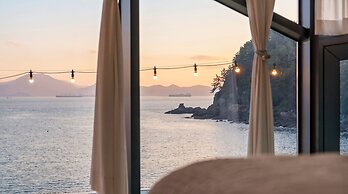 Namhae Pumda Pool Villa Pension