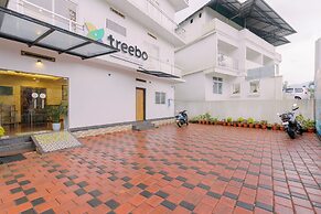 Treebo Wanderlust Residency With Mountain View