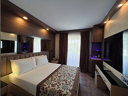 Fame Hotel