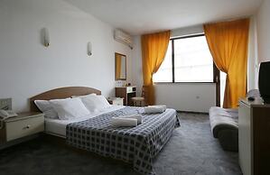 Hotel Corona - All Inclusive