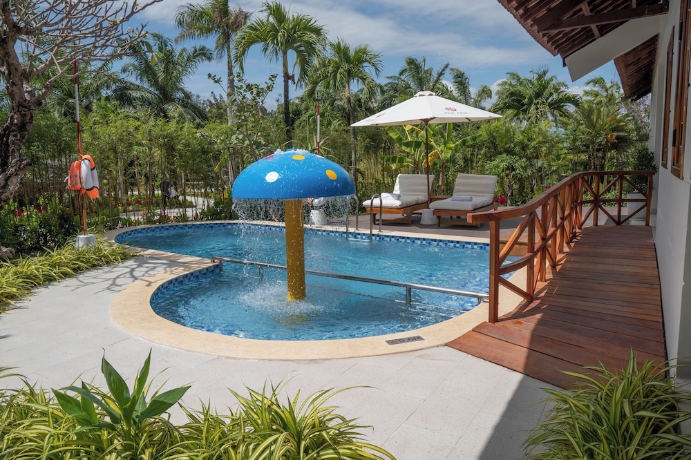 Pax Ana Doc Let Resort & Spa