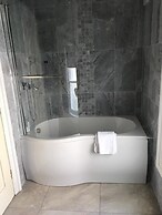 Beautiful Garden Double Room With Private Access