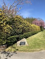 Impeccable Cottage Suitable for 2 Adults & 1 Child