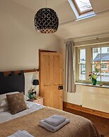 Courtyard Cottage