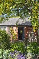 Courtyard Cottage