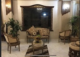 Penthouse Apartment  Pyramids view