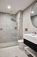 Astina Suites