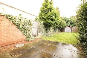 Fantastic 2-bed House in Hull. Garden, Sky tv