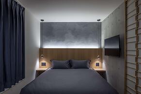 Spatium Ginza Pony