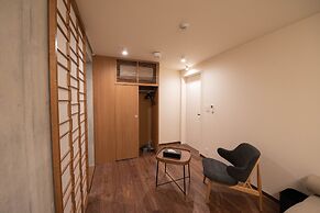 Spatium Ginza Pony