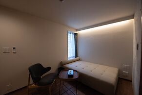 Spatium Ginza Pony