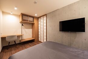 Spatium Ginza Pony