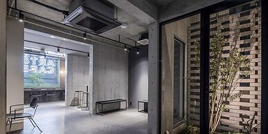 Spatium Ginza Pony