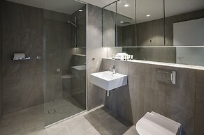 Encore Broadbeach