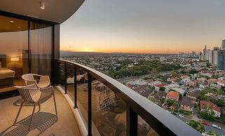Encore Broadbeach