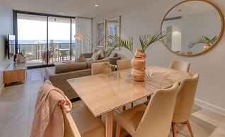 Encore Broadbeach