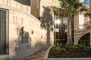 Encore Broadbeach