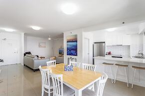 The Meriton on Main Beach