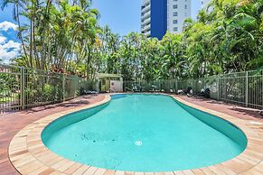 The Meriton on Main Beach