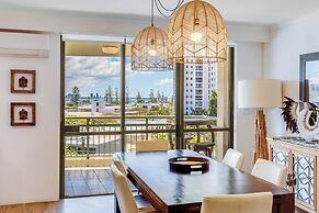 The Meriton on Main Beach