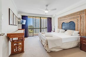 The Meriton on Main Beach