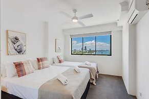 The Meriton on Main Beach