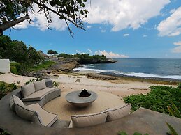 Villa Seascape by Elite Havens