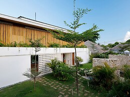 Villa Seascape by Elite Havens