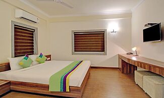 Treebo Asl Prime, Gariahat