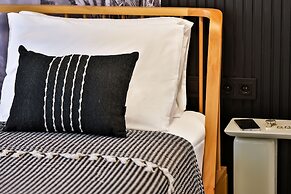 Luff Suites