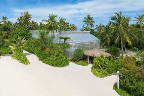 Le Meridien Maldives Resort & Spa