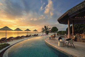 Le Meridien Maldives Resort & Spa