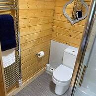 Immaculate Cabin 5 Mins to Inverness Dog Friendly