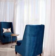 The Lodge Suites