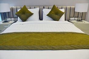 The Lodge Suites