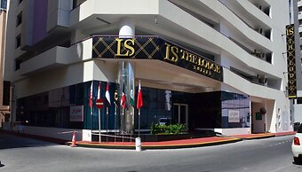 The Lodge Suites