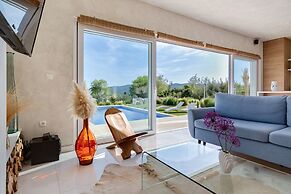 Villa Nebesi