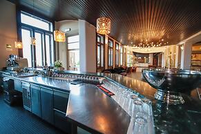 Pràcatinat Hotel & Restaurant