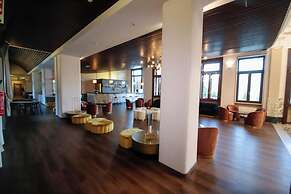 Pràcatinat Hotel & Restaurant