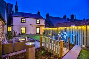 Private Garden Rooftop Terrace With hot tub