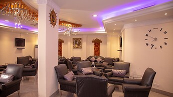 Warood Alsafwa Villas & Hotel Suites