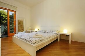 Sicily 2 - 3 - 4 Person With Pool