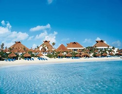 Luxurious Tulum Terrazas 2-bedroom Condominiuml